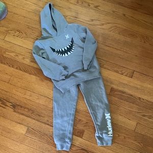 Boys size 7 Hurley hoodie and sweats